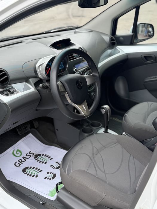 Spark 4 poz at sotiladi srochna