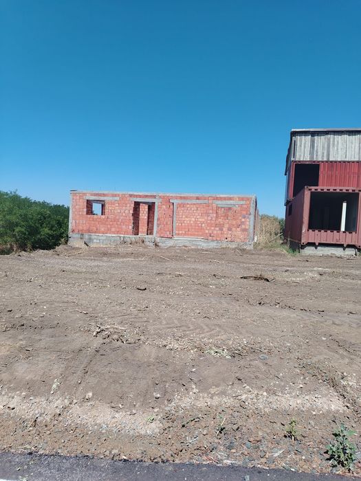 Vând proiect in dezvoltare lângă Arad