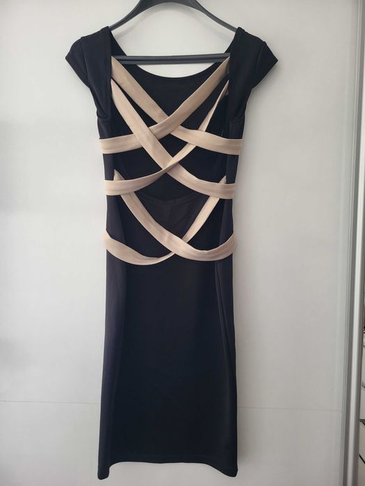 Дамска     рокля