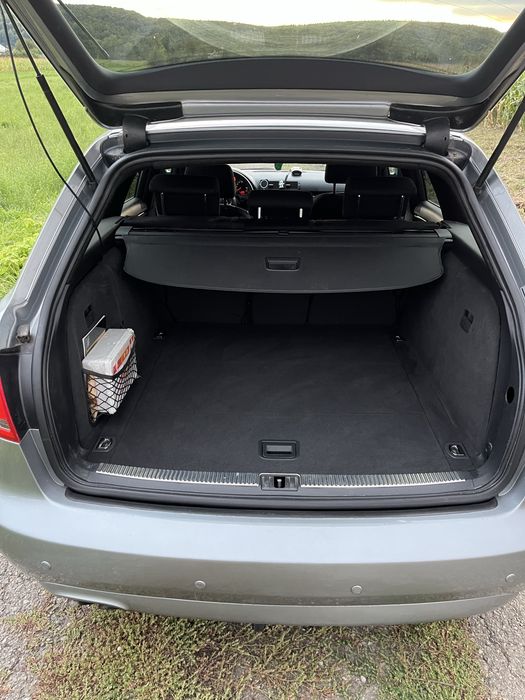 Vând Audi A4 B7 2.0 TDI BLB