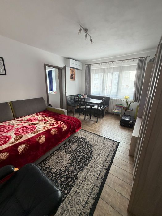 Apartament 3 camere, etaj 2