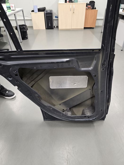 Usa stanga spate Mercedes C Class W205 - reconditionata