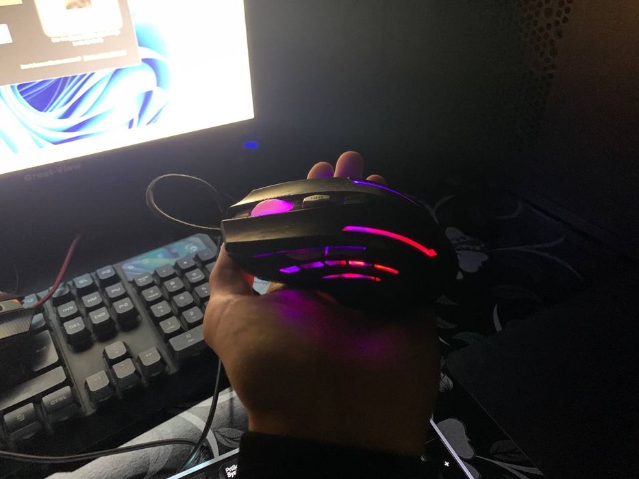 Sichqoncha gaming rgb