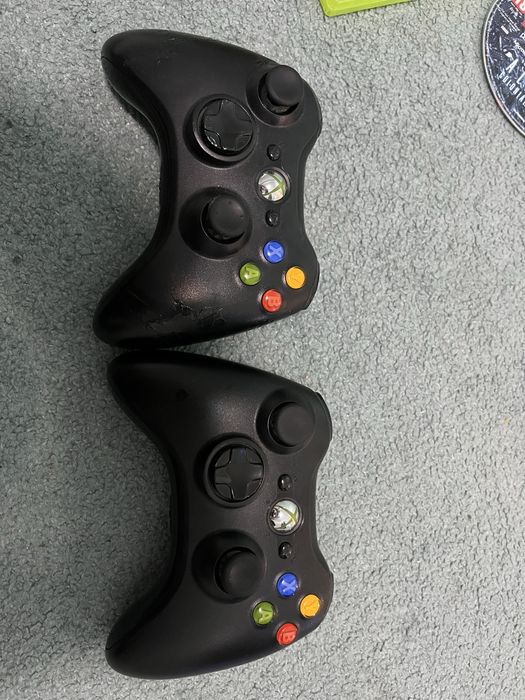 Vand Xbox 360 in stare buna,mentenata a fost facuta,wl vine cu 14 jocu