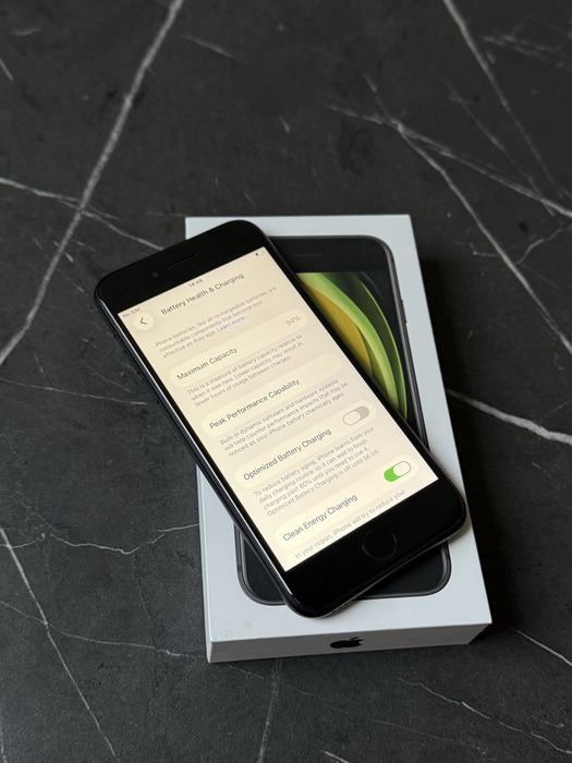 IPhone SE 2020 64GB Black 94% Батерия