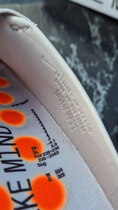 Slapi Nike Mind 001 Silver Gray 44