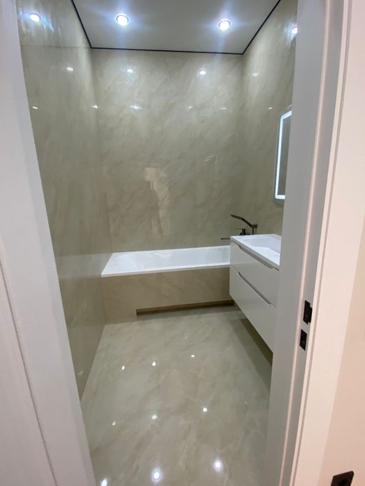 ЖК ТУМАР продам 2ком кв