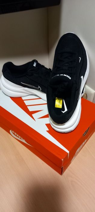 Оригинални Маратонки NIKE