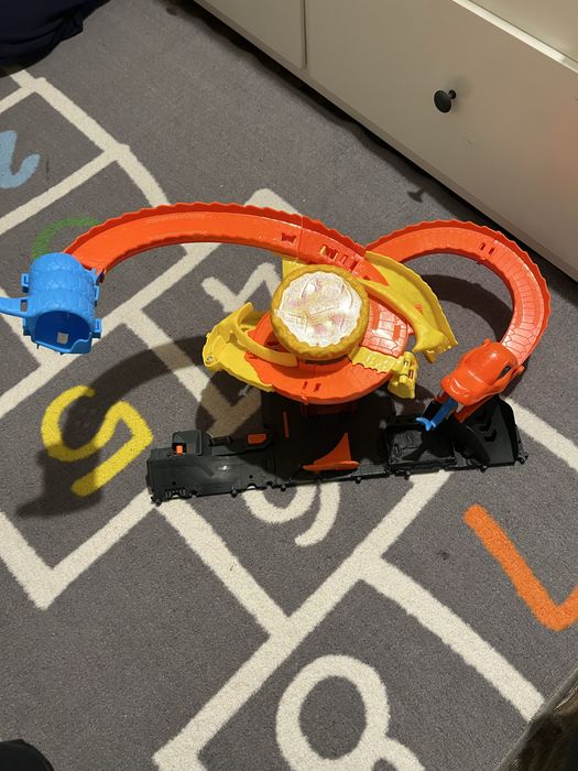 Hot Wheels Pizzeria atacul cobrei