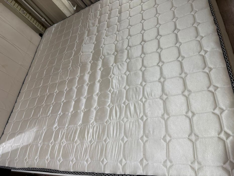 Продаю кровать + матрас