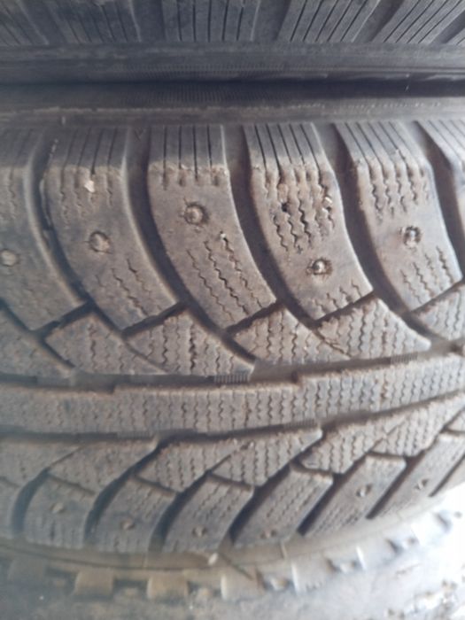 Продам шины 235/70/16 на дисках