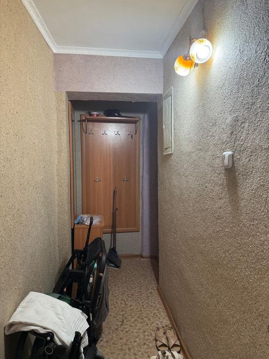Продам 2 х ком квартиру