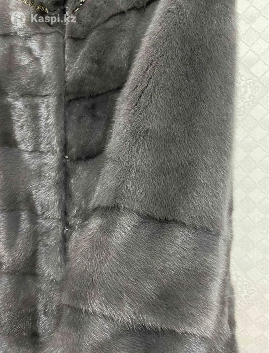 Продам норковую шубу