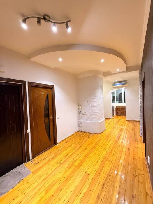 Юнусабад 8. 4/4/4. Биллюр.