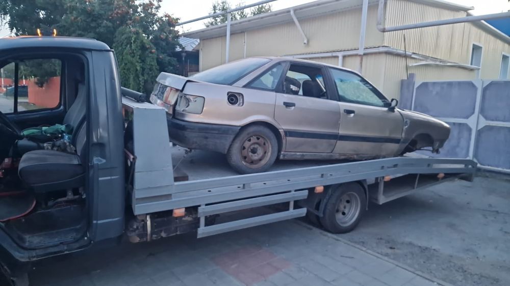Запчасти на Ауди 80