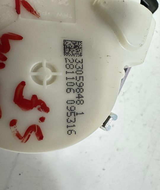 Centura siguranta stanga fata 33059848 BMW Seria 1 E87 seria