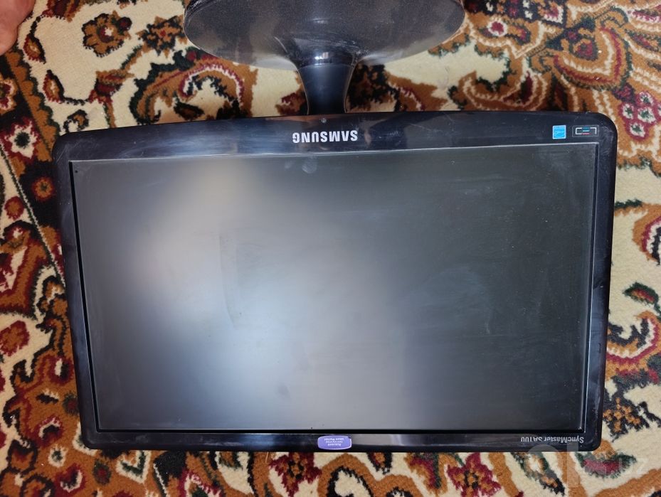 LED monitor 19 aybi yoʻq 150 ming