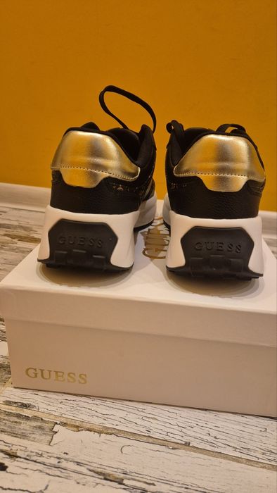 Дамски Маратонки GUESS