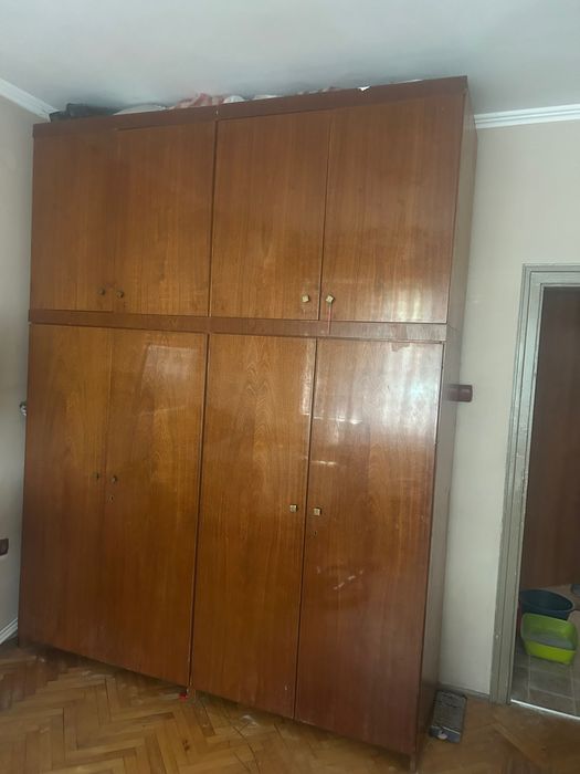 Масивен гардероб - добре запазен