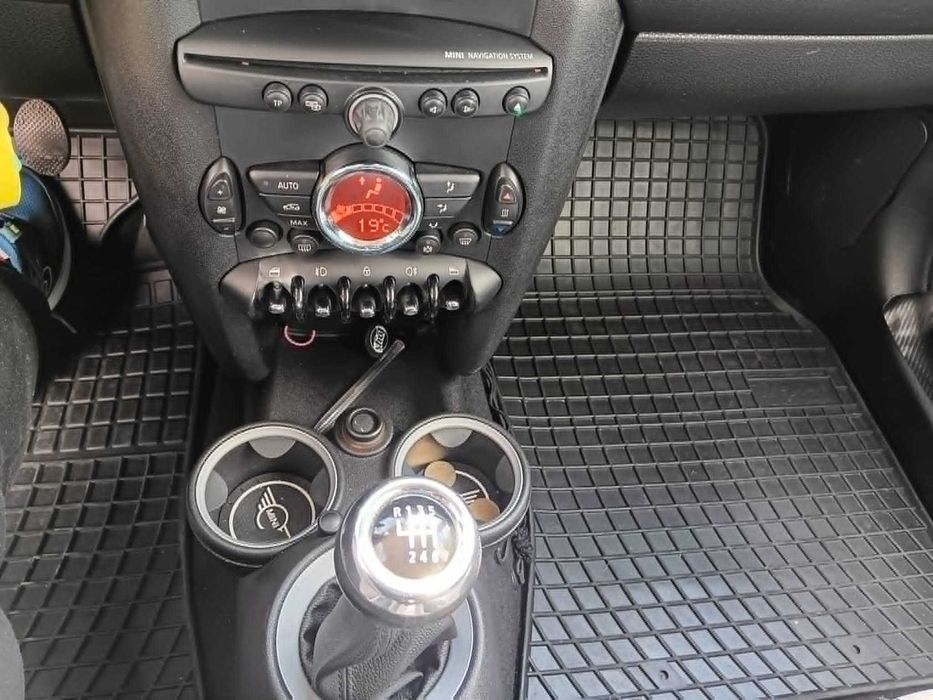 Mini Cooper  R56