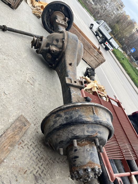 Продавам мост заден газ 66 нов