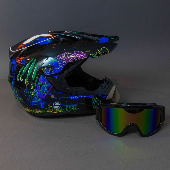 Каска с очила за ел. тротинетка , велосипед , мотокрос