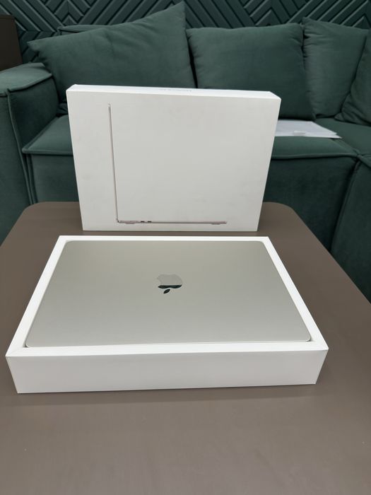 Macbook Air M3 8/256GB 15inch