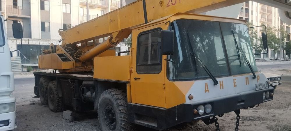 Автокран рабочим состоянии