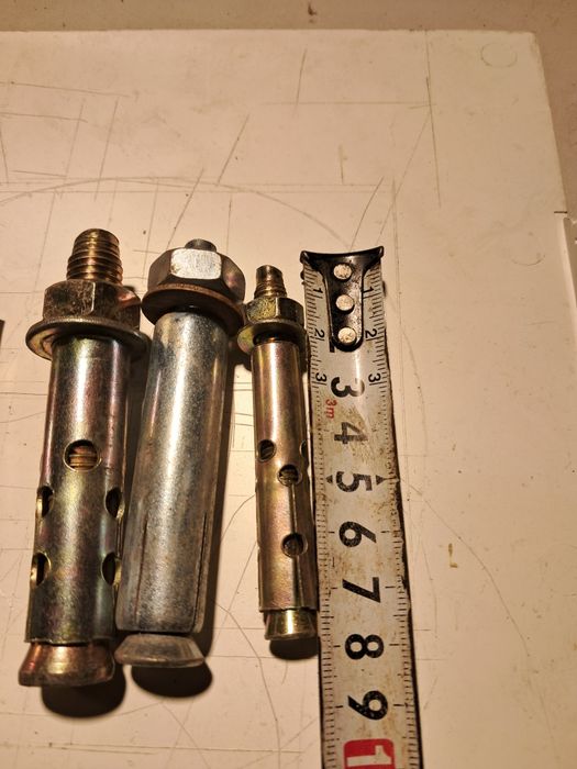 Строительные  анкерные болты для крепления