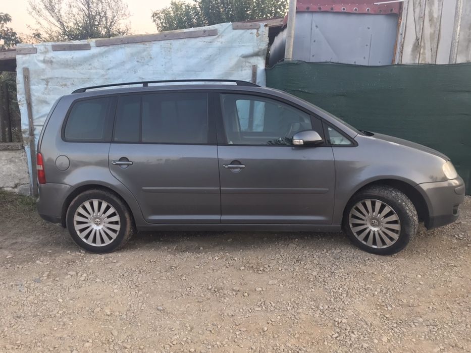 Фолксваген туаран/Volkswagen touran 2.0tdi Автоматик 140к.с НА ЧАСТИ