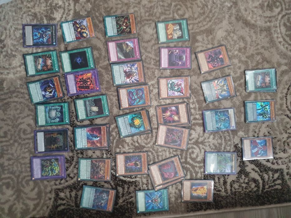Carti Cartonase YU-GI-Oh