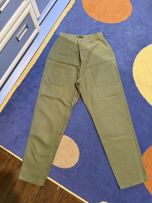 Женские брюки на высокой посадке , размер М/L