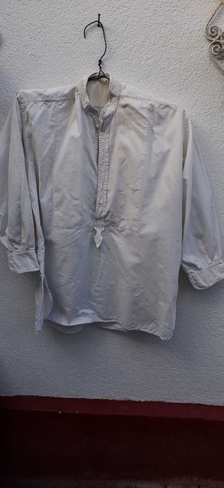 Camasa barbateasca  tesuta din in