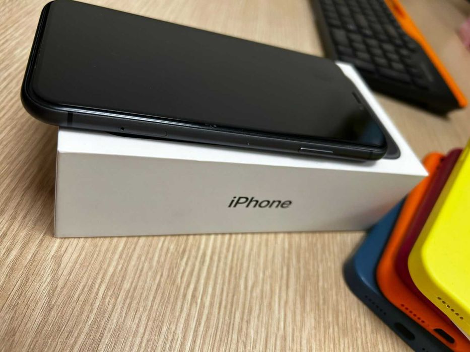 Iphone 11, память 128
