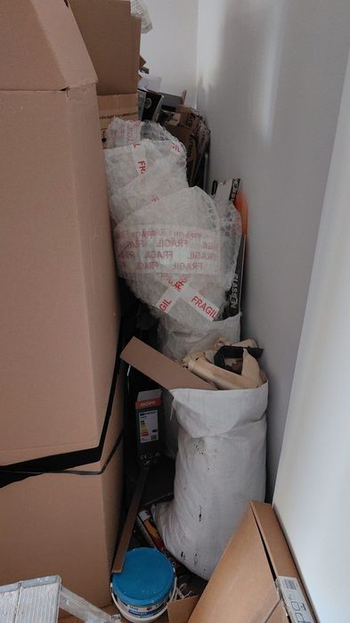 Debarasare apartamente golire subsol mutari