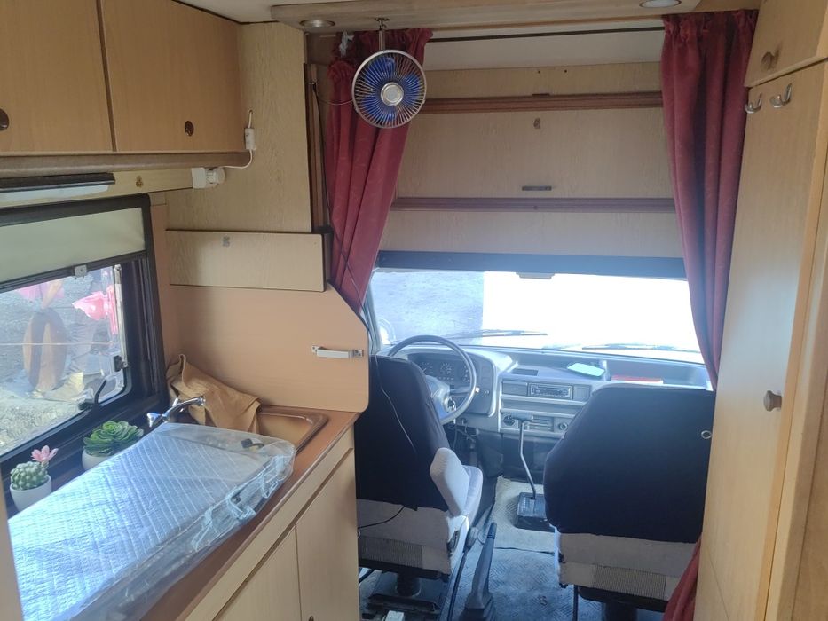 Autorulota Ford Transit schimb cu duba 3.5 T