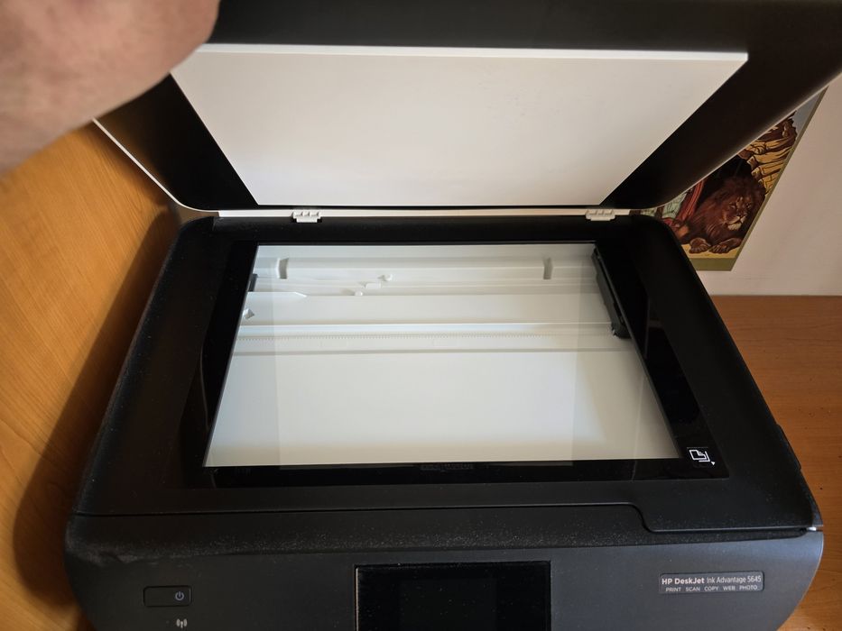 Vând imprimanta HP ,superbă