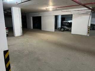 Дава се под наем Гараж / Паркомясто в София, Оборище - 12 кв.м за 102 € - Снимка #4