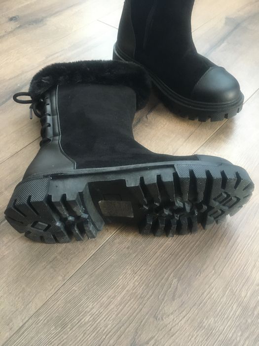 Дамски ботуши, топли и леки, с грайфер за студено и хлъзгаво време