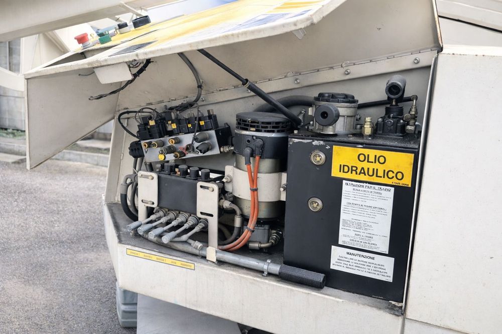 Вишка Simon Boxer 170E – 17м – Нови Искър / София