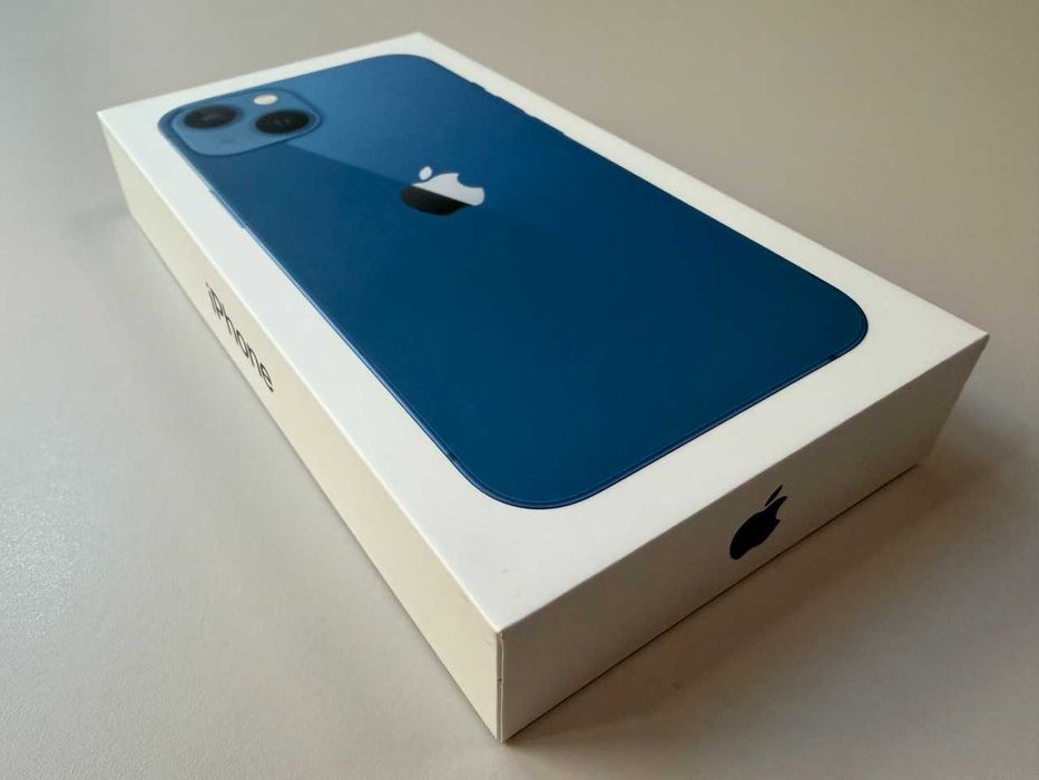  Apple / iPhone 13 128 Gb / Blue