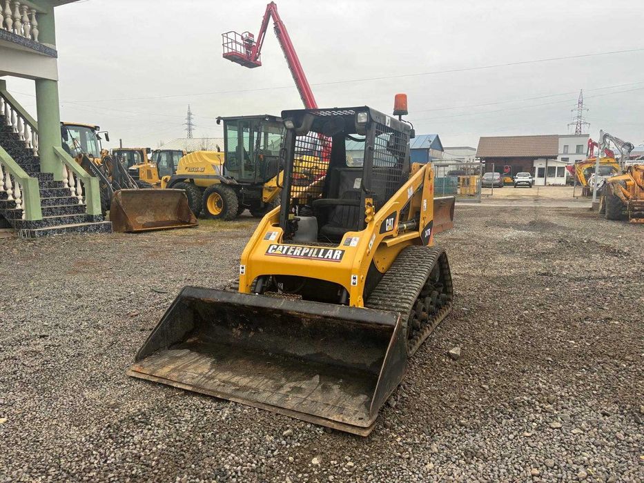 Miniîncărcător pe șenile Caterpillar 247B, 2009