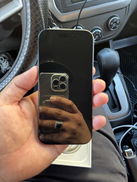 Продам iPhone 16 Pro 256