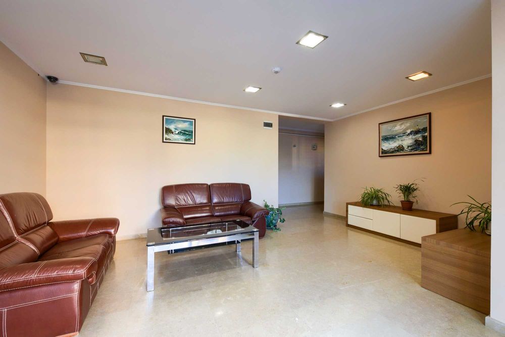 Продава се Двустаен апартамент в Несебър - 79 кв.м за 1066 €/кв.м - Снимка #12