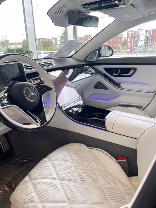 Mercedes Benz S680 Maybach Exclusive Model