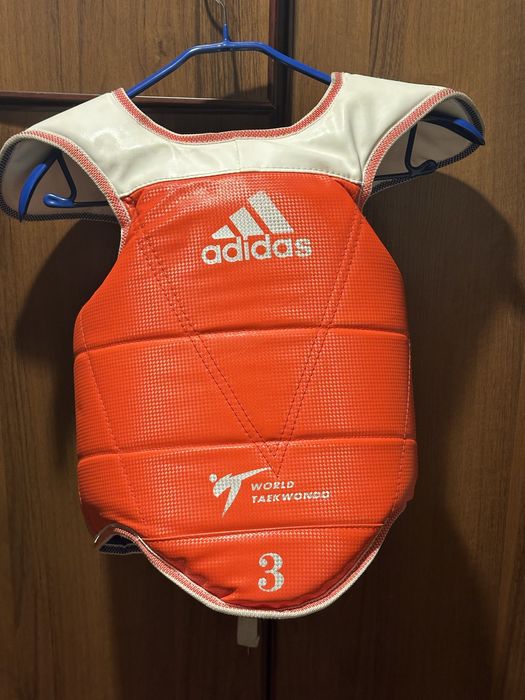 Протектор для тхэквондо adidas(размер 3)