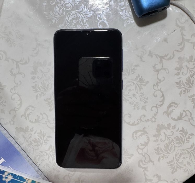 Продам самсунг а10, в идеальном состоянии