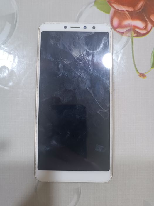 Редми с2 в хорошем состоянии