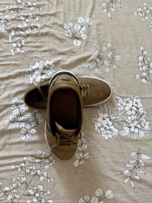 Adidasi NIKE impecabili marimea 42