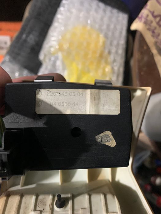 Лостчета светлини,мигачи,чистачки,и ключ за фарове за Мерцедес w220.